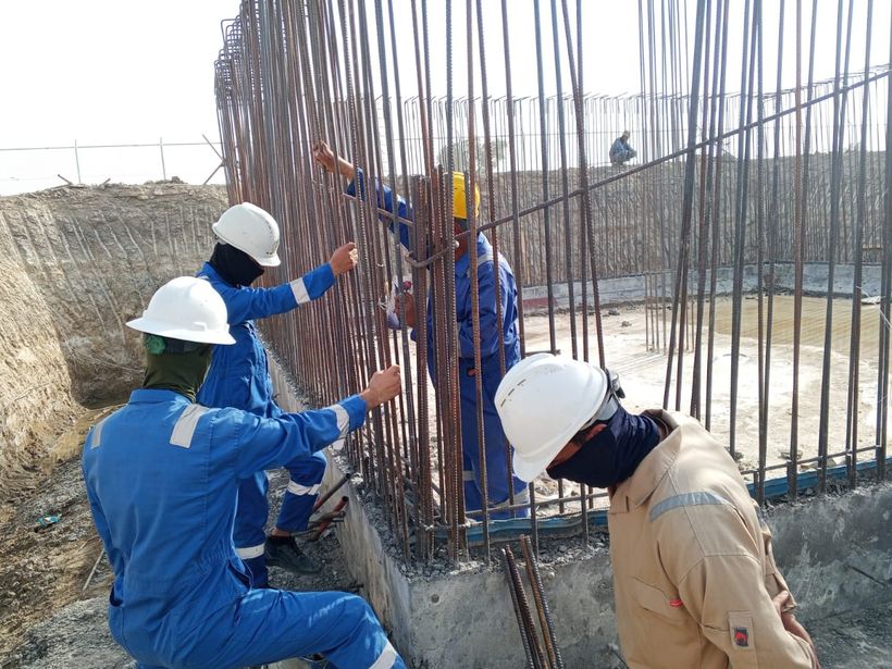 Reinforcement cage installation